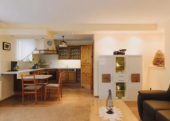 Lehnigksberg Pensión 3*